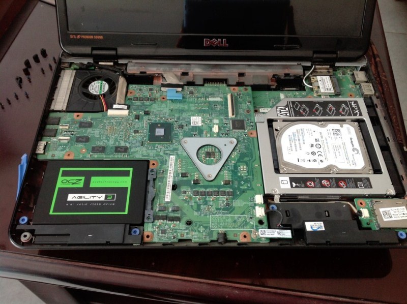 caddy bay cho laptop
